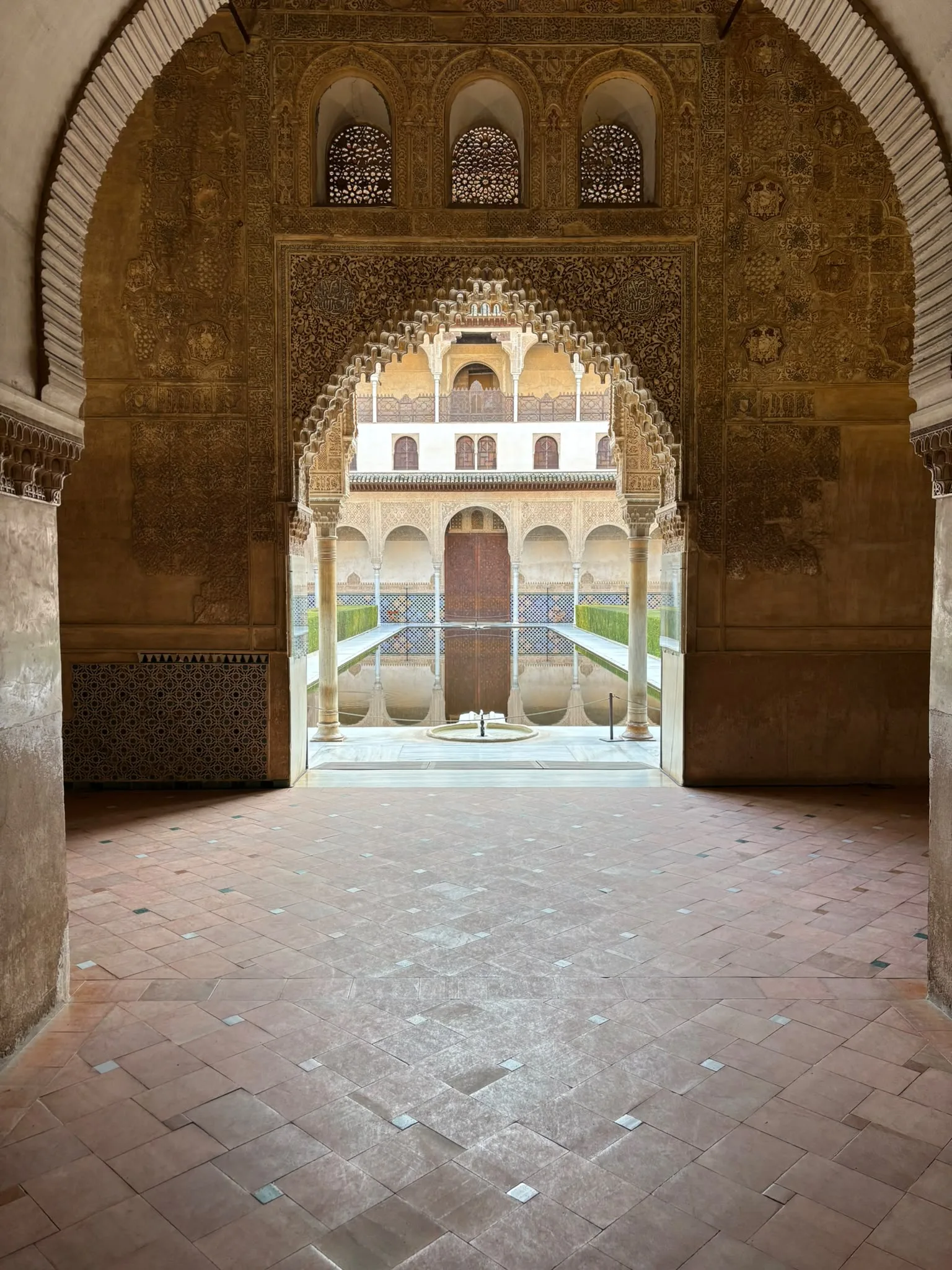 Patio de los Arrayanes, Palacios Nazaríes de la Alhambra