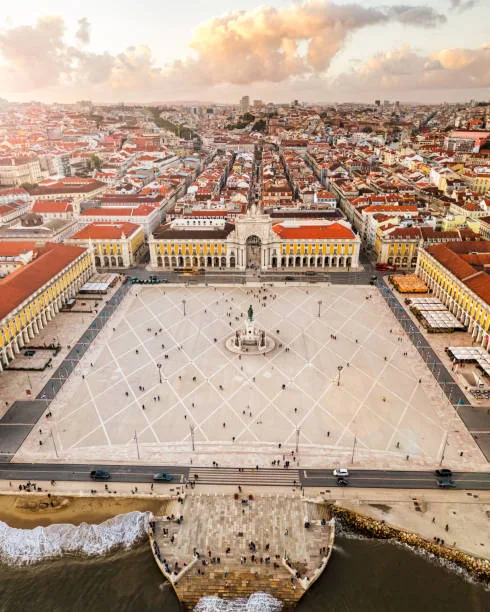 Castillo de São Jorge, Plaza del Comercio y Barrio de Alfama