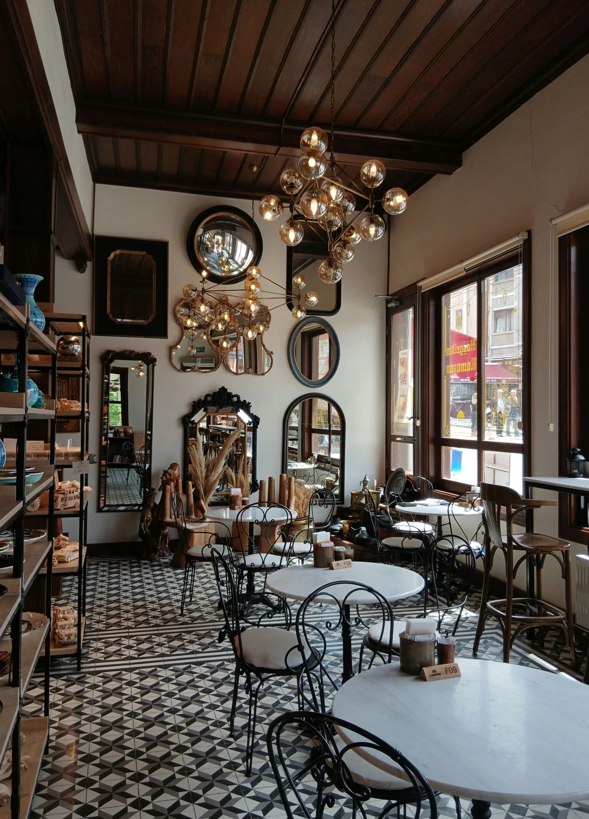 Café Iruña — Viavora Travel