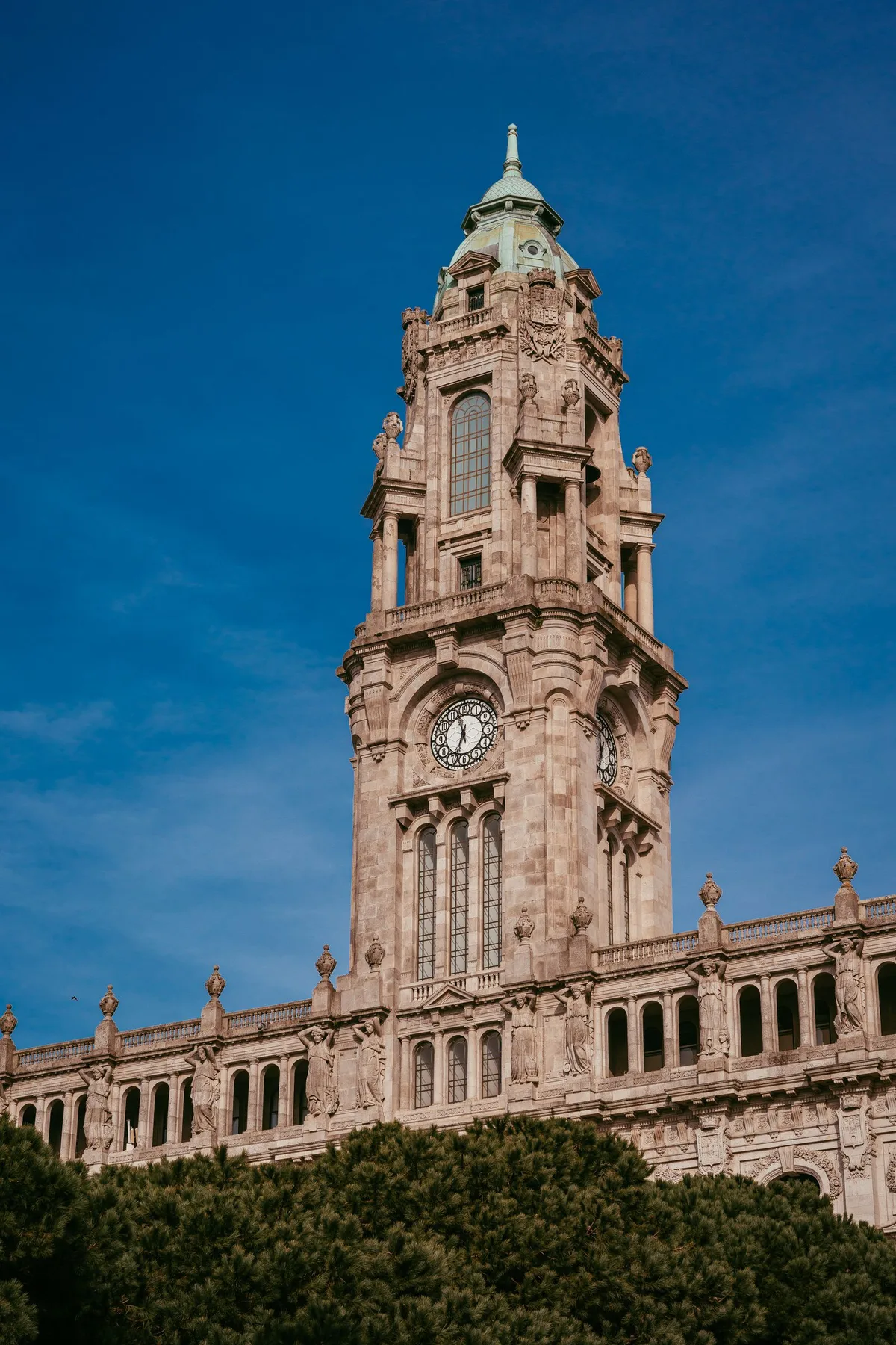 Torre de los Clérigos, Oporto — Viavora Travel